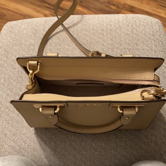 Michael Kors Satchel - Picture 5 of 12